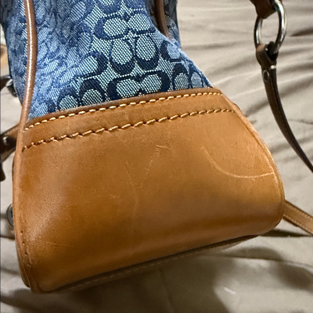 Coach Blue and Tan Signature Tote - Picture 11 of 12